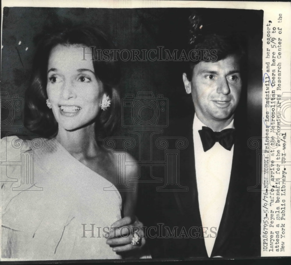 1976 Press Photo Princess Lee Radziwill Attends Metropolitan Opera, N.Y.- Historic Images