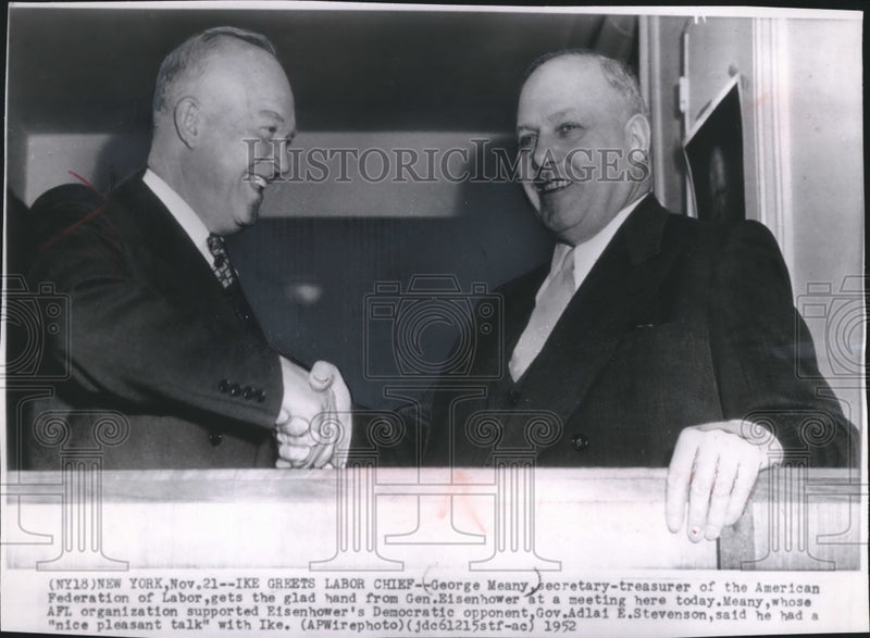 Load image into Gallery viewer, 1932 Press Photo George Meany, Sec.-Treasurer of AFL Meets Gen. Eisenhower, N.Y.
