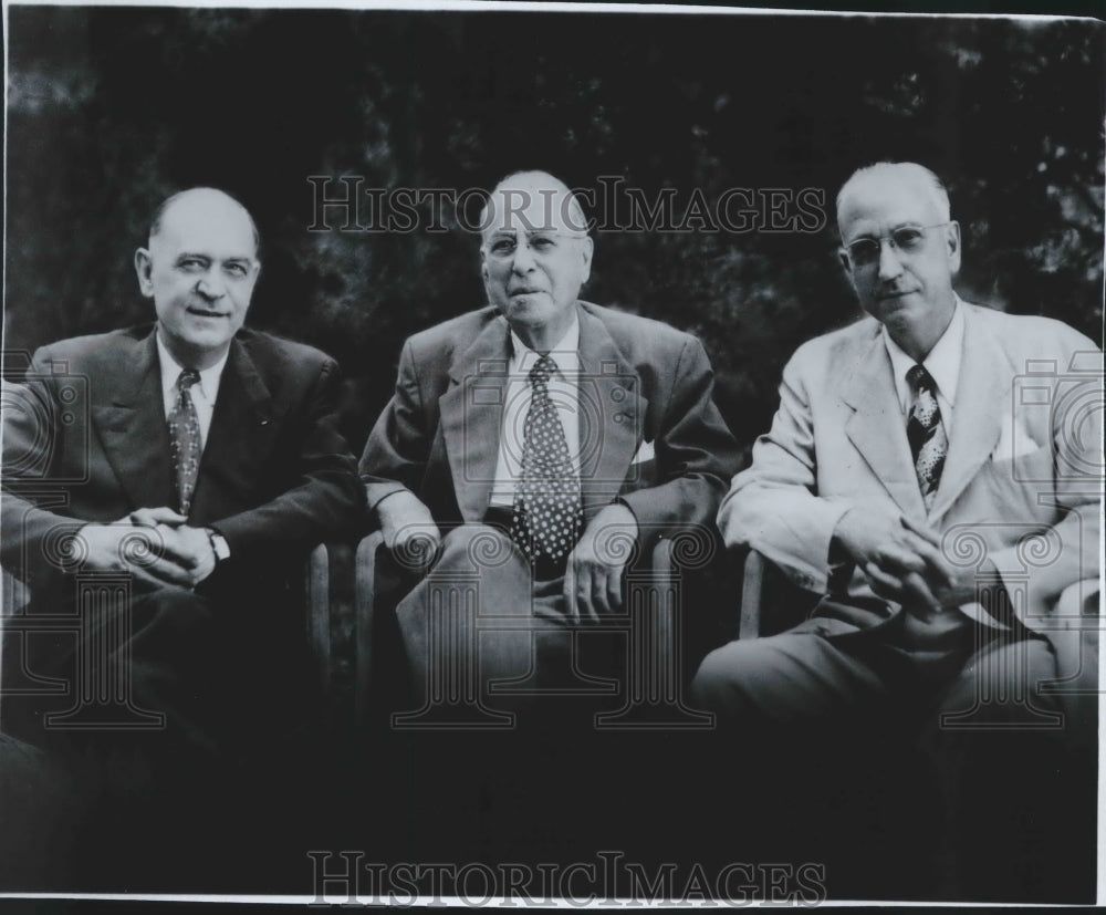 1980 Press Photo Drs. Menninger, Founders of The Menninger Foundation, Topeka KS- Historic Images