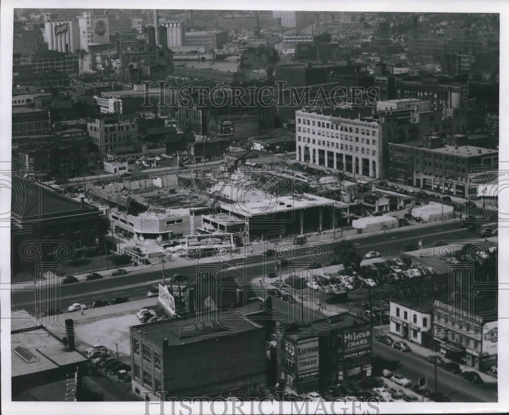 1949 Press Photo Starting Construction on Milwaukee Auditorium and Sports Arena- Historic Images