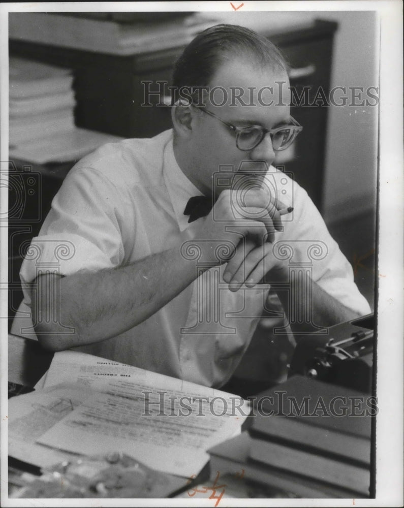 1957 Press Photo Gerald Kloss, Milwaukee Journal - mjx38506