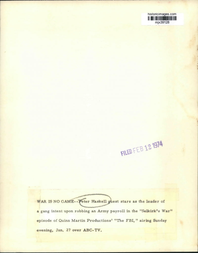 1974 Press Photo Peter Haskell in "Selkirk's War" Episode of "The FBI"