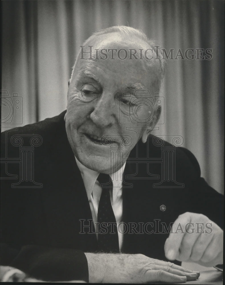 1968 Press Photo Captain Eddie Rickenbacker - mjx39175