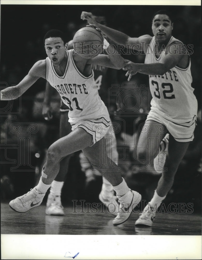 1982 Press Photo Marquette Basketball Players Glenn (Doc) Rivers & Kerry Trotter- Historic Images