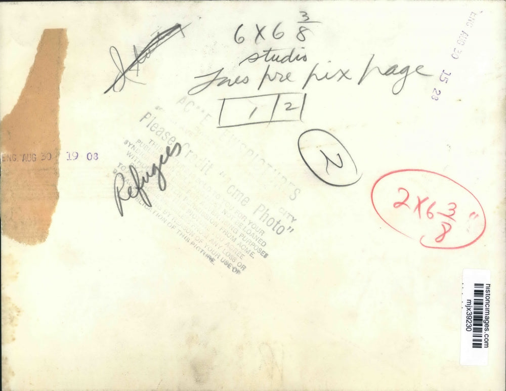 1928 Press Photo Refugees Cook Together in Massive Drums - mjx39230