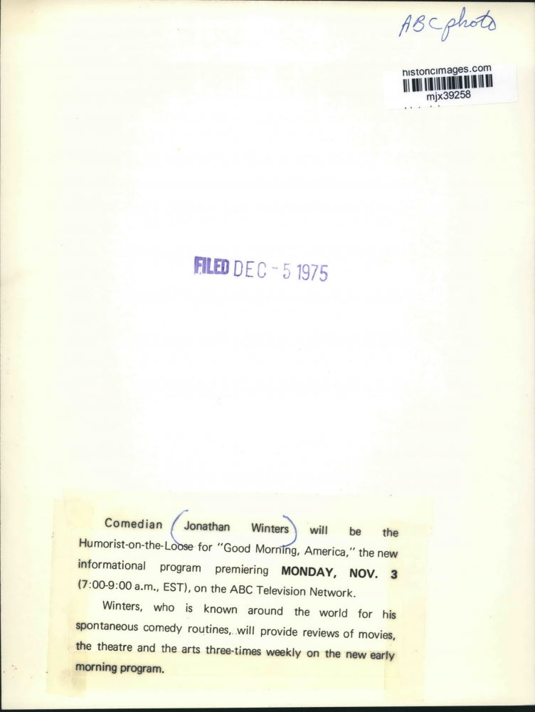 1975 Press Photo Comedian Jonathan Winters - mjx39258