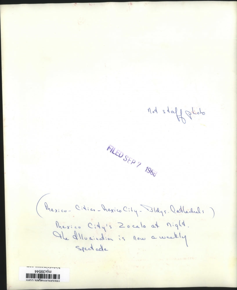 1968 Press Photo Illuminated Zocalo at night in Mexico City, Mexico - mjx39544