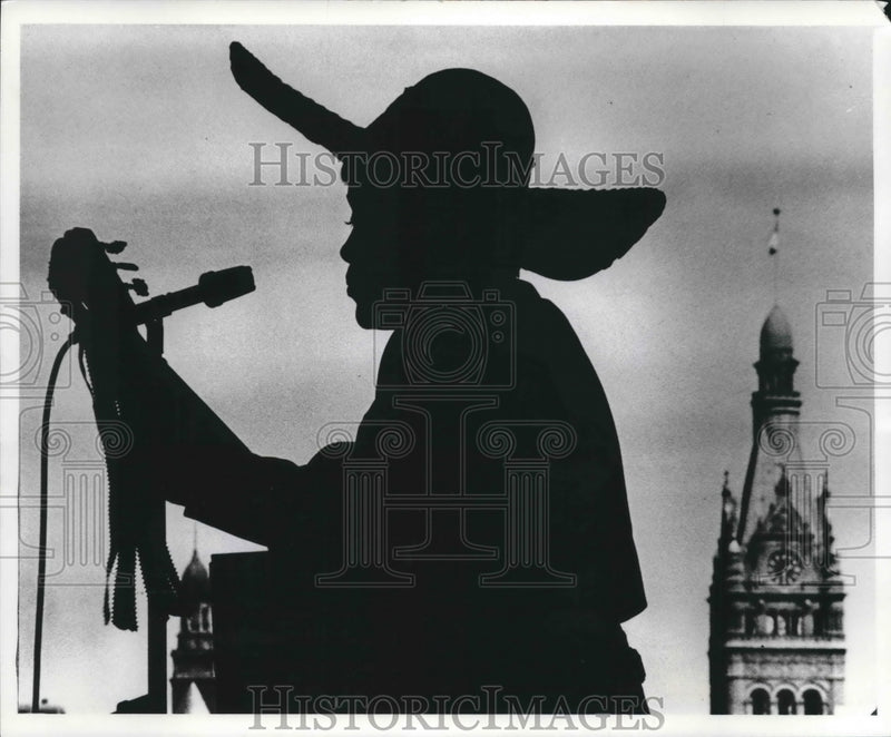 Load image into Gallery viewer, Press Photo Lupita Bejar at Milwaukee Public Museum festival in Wisconsin
