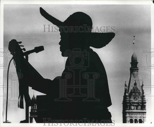 Press Photo Lupita Bejar at Milwaukee Public Museum festival in Wisconsin