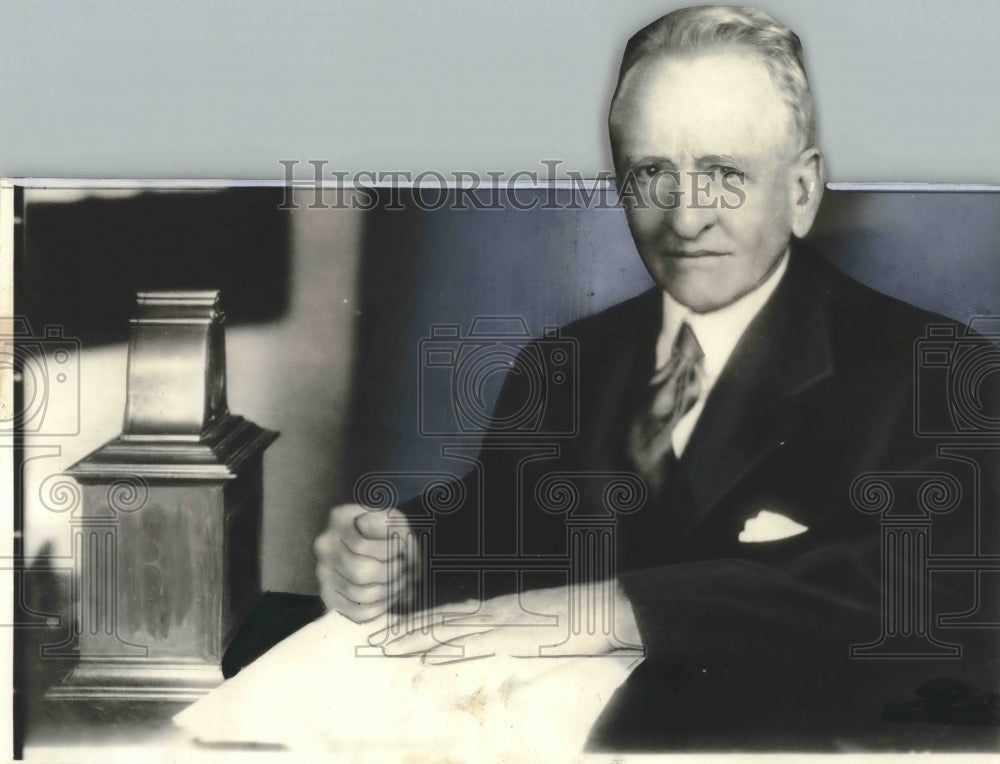 1937 Press Photo Senator Carter Glass Broadcasting