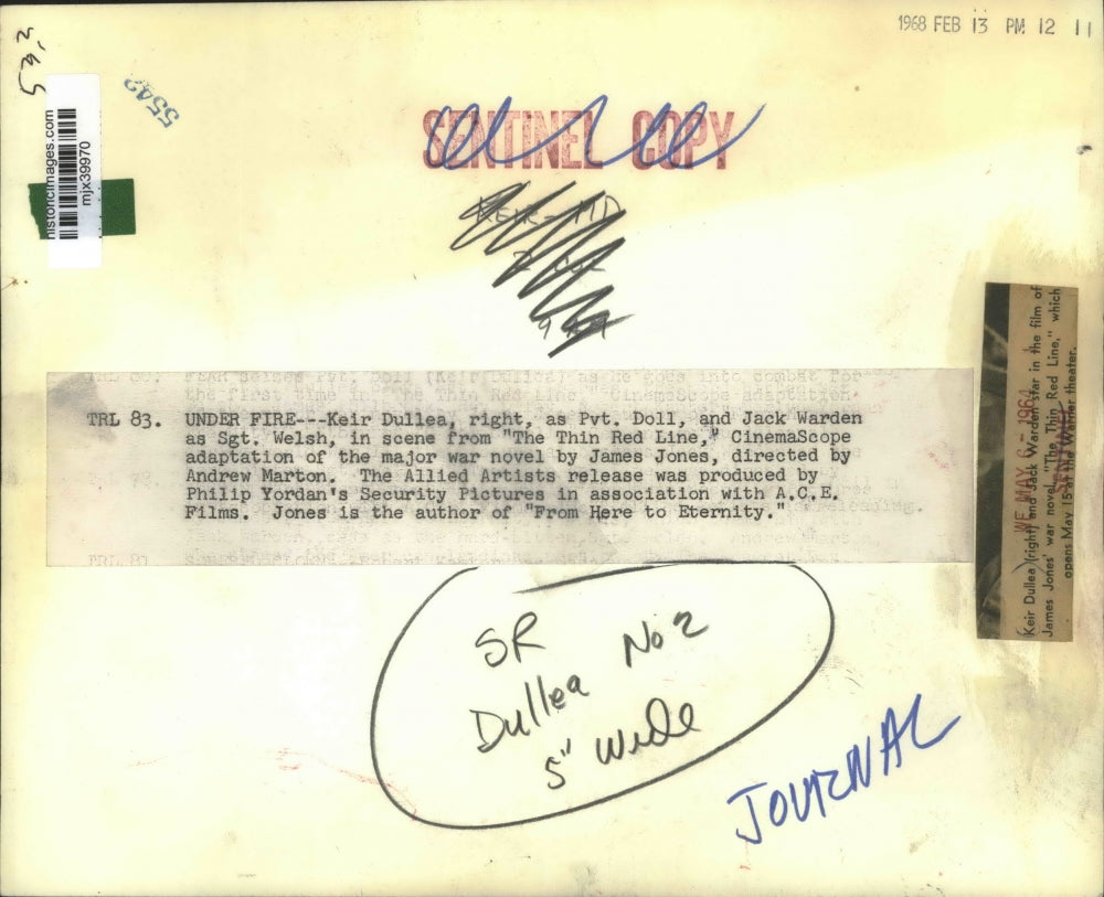 1964 Press Photo Kier Dullea, Jack Warden in Scene From "The Thin Red Line"