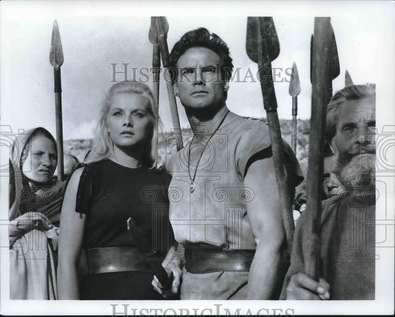 Load image into Gallery viewer, 1970 Press Photo Steve Reeves, Viina Lisi Star in ABC's "Duel of the Titans"
