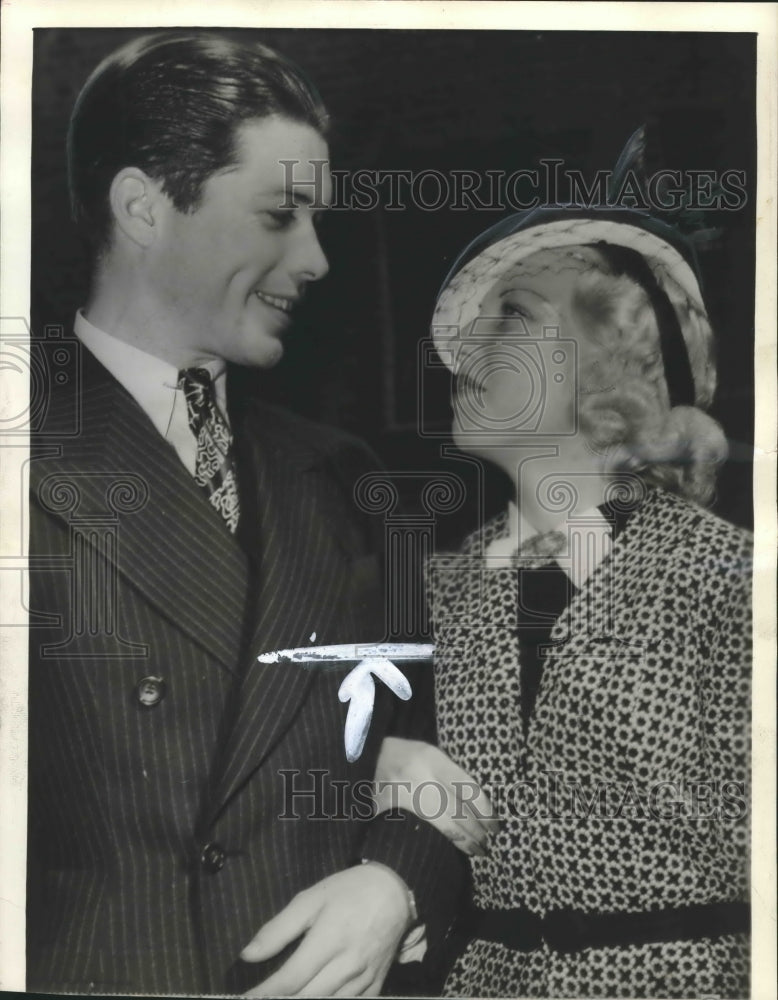 1929 Press Photo Ann Cooper Hewitt Gay and Gene Bradstreet married in Reno, NV.