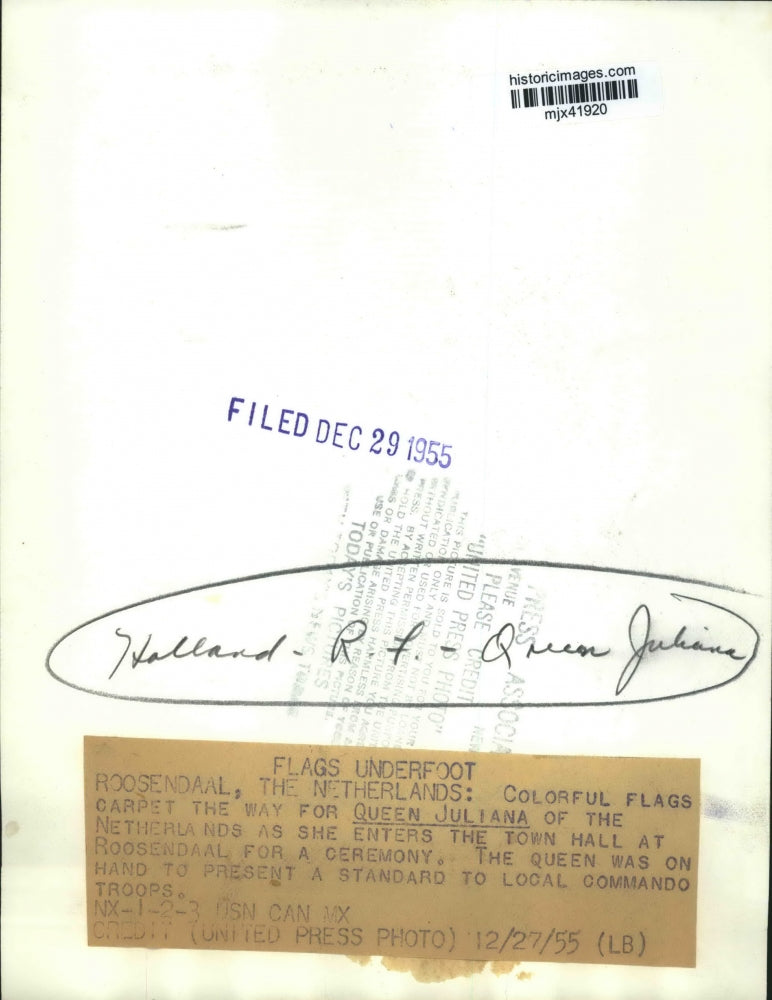 1955 Press Photo Colorful flags of carpet for Queen Juliana of the Netherlands