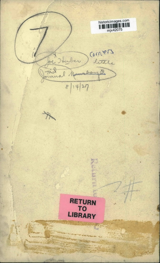 1927 Press Photo Joe Huber a Milwaukee Journal newsboy. - mjx42075