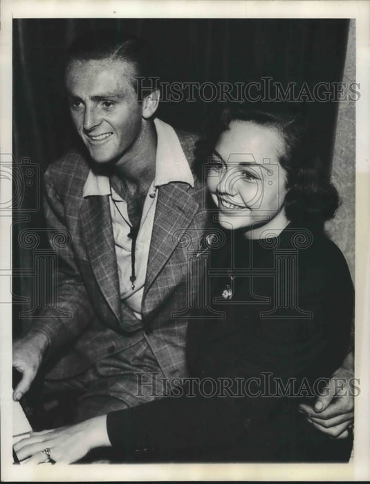 1937 Press Photo William Wallace Reid, Jr., 20, and fiancÃƒÂ©e Diana Beresford, 19- Historic Images