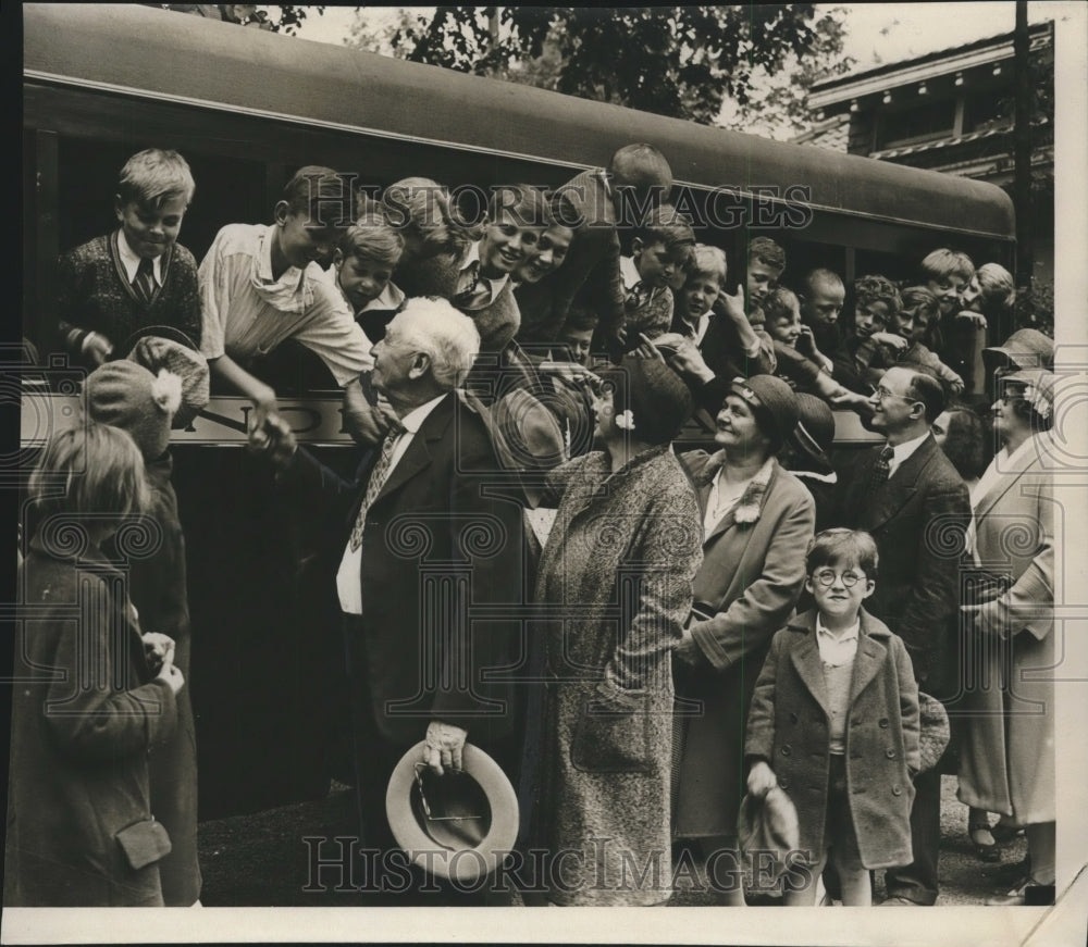 1931 Press Photo Milwaukee boys headed for Norris boys campo in the Fox River,
