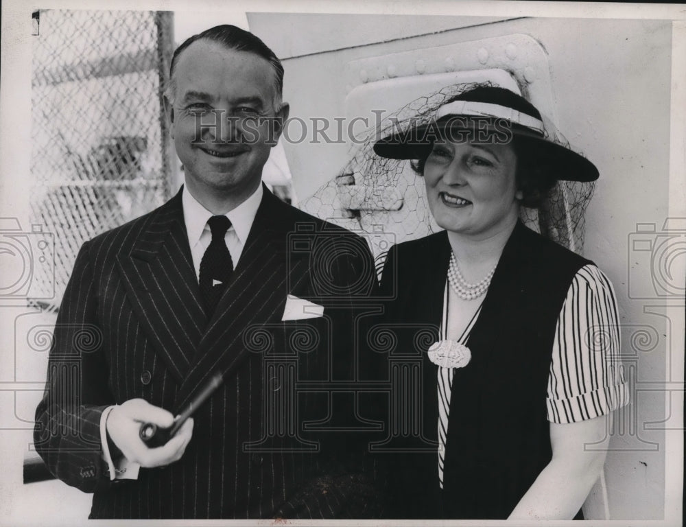 1937 Press Photo Mr. T.O.M. Sopwith and Mrs. Sopwith, his wife on the Queen Mary