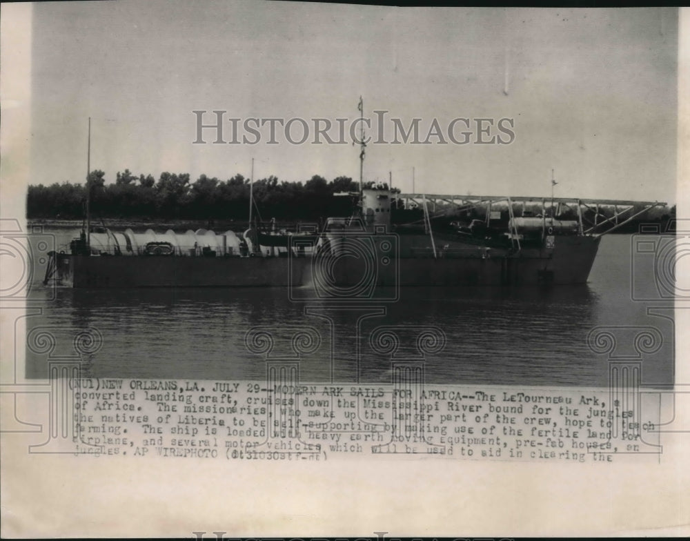 1952 Press Photo The Letourneau Ark, a converted landing craft on Mississippi- Historic Images