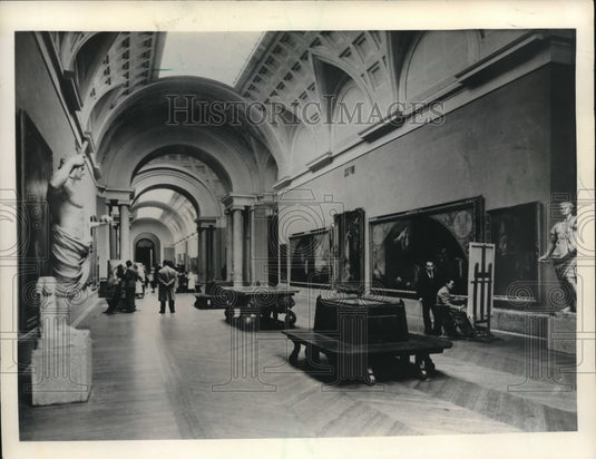 1982 Press Photo The main hall of Madrid's Prado Museum of Fine Arts.- Historic Images