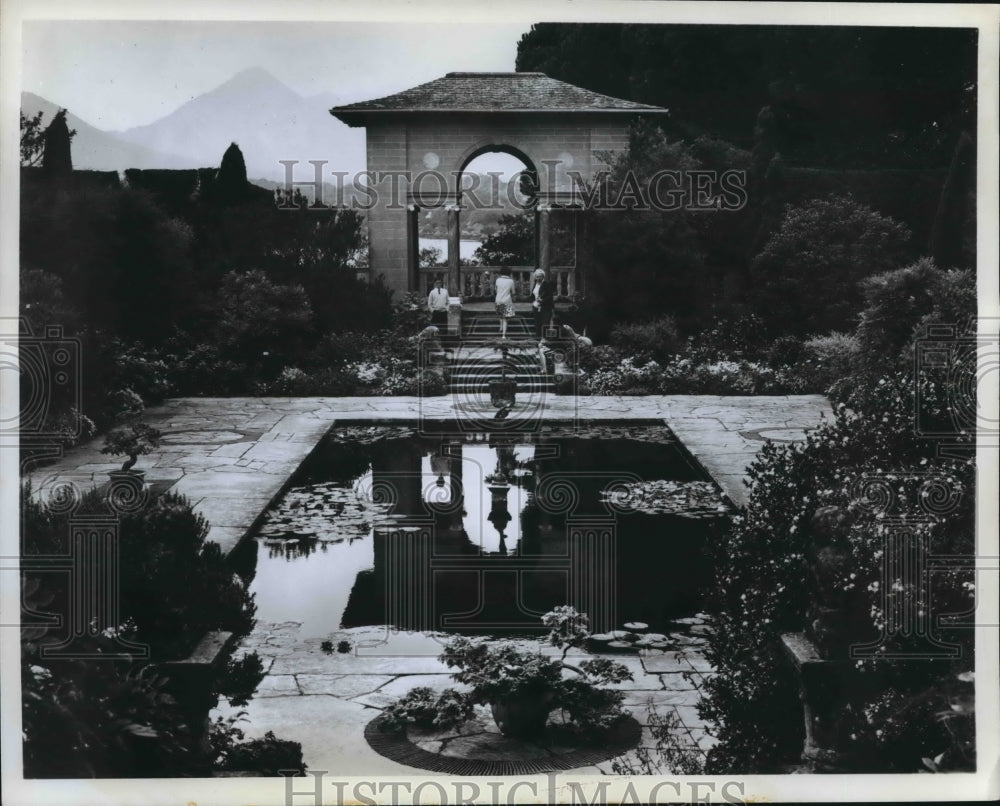1982 Press Photo Gardens of Garnish Island, Glengarriff, County Cork, Ireland