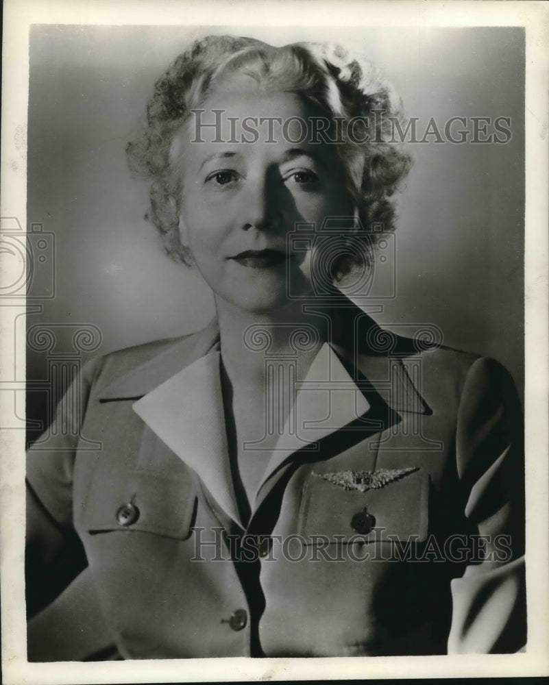 1942 Press Photo Mrs. Rickenbacker, wife of World War I fighter pilot, Edward