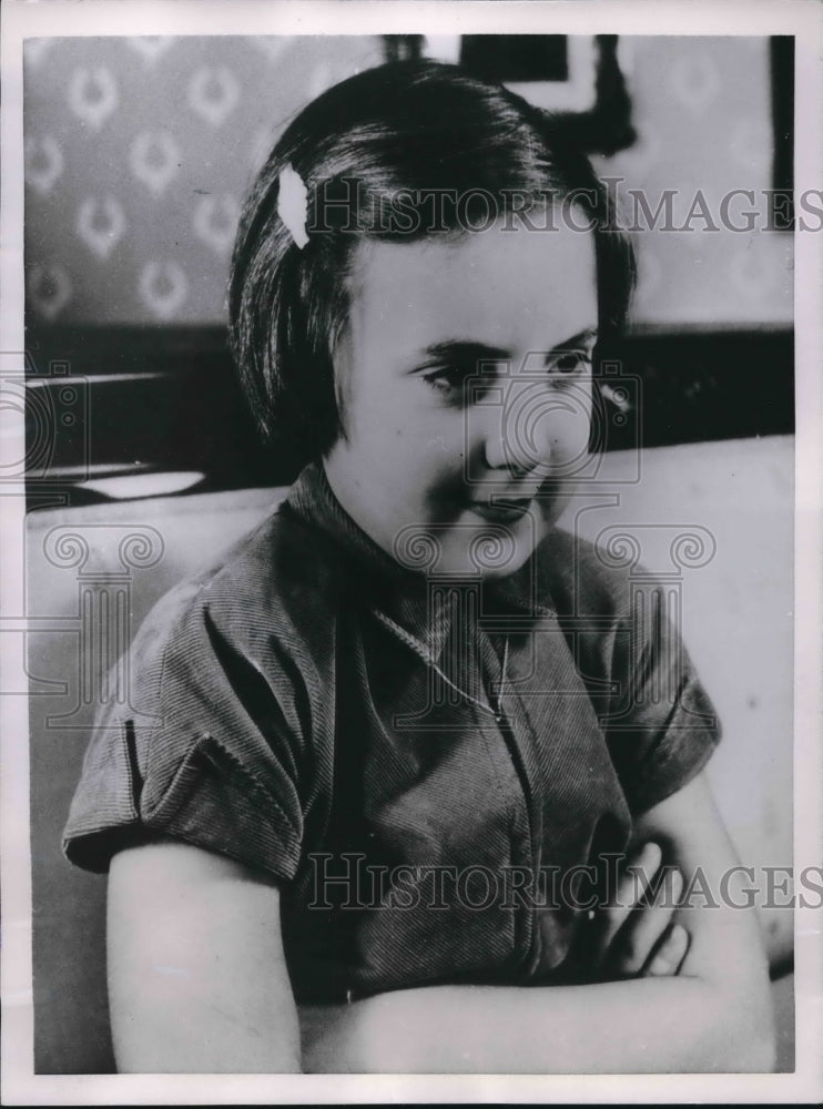 1953 Press Photo Holland's Princess Margriet on her 10th birthday. - mjx44599