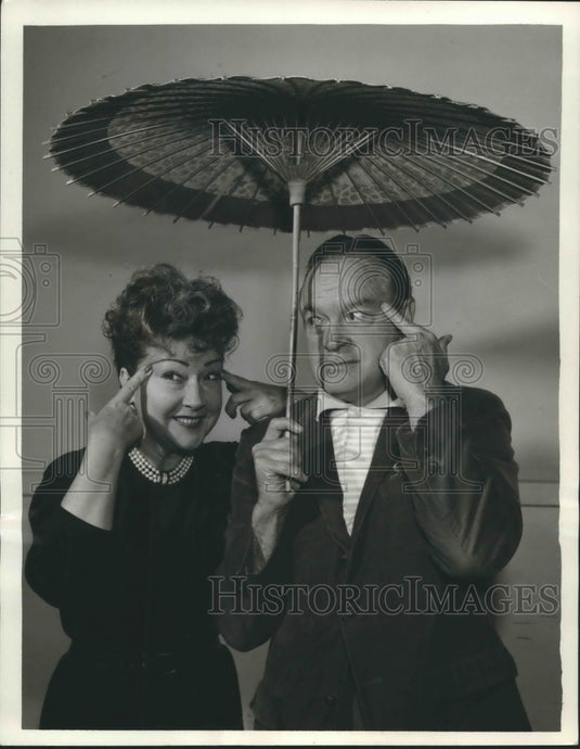 1982 Press Photo "The Bob Hope Show" a comedy special on NBC - mjx45328- Historic Images