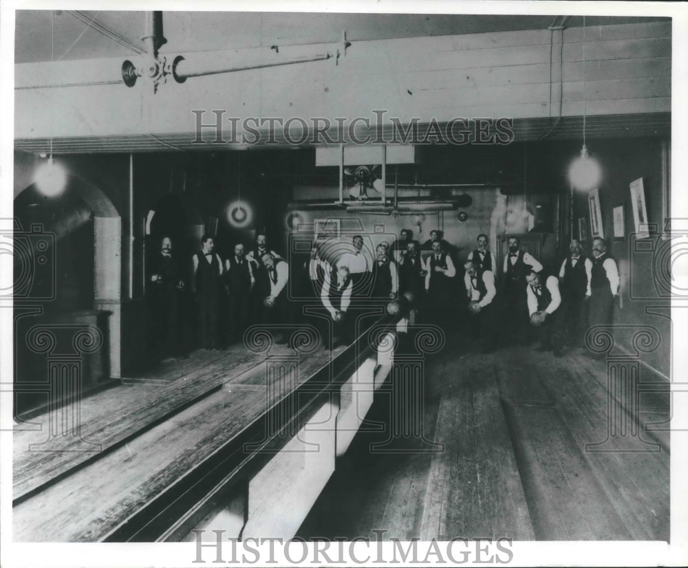 1884 Press Photo Ninepin league at Germania Hall in La Crosse. - mjx45602- Historic Images