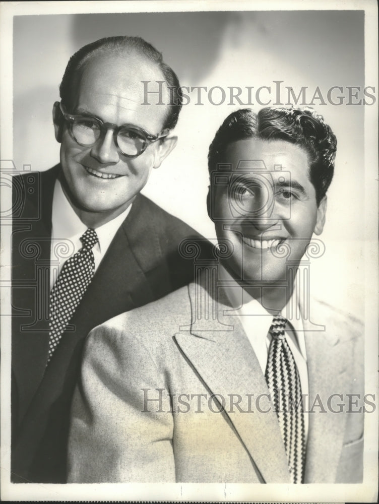 1946 Press Photo Comics Bob Sweeney and Hal March also write their own material.- Historic Images
