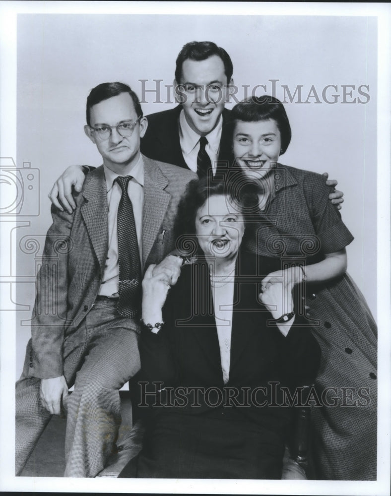 1952 Press Photo Tony Randall and the cast of &quot;Mr. Peepers&quot;. - mjx46619- Historic Images