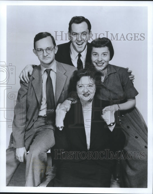 1952 Press Photo Tony Randall and the cast of "Mr. Peepers". - mjx46619- Historic Images