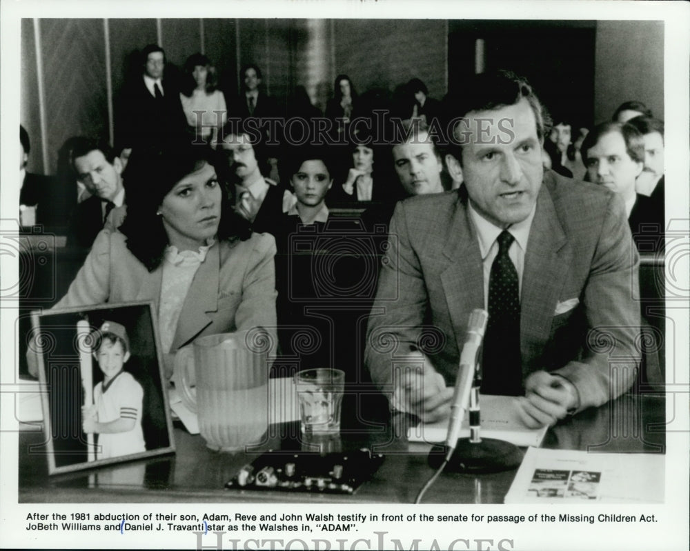 1984 Press Photo JoBeth Williams & Daniel J. Travanti star as the Walshes-"Adam"- Historic Images