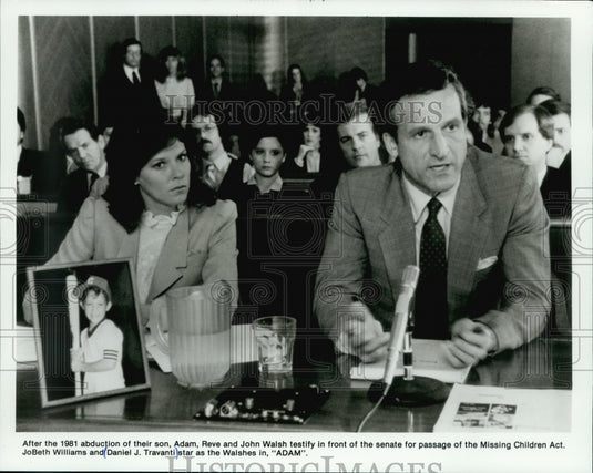 1984 Press Photo JoBeth Williams & Daniel J. Travanti star as the Walshes-"Adam"- Historic Images