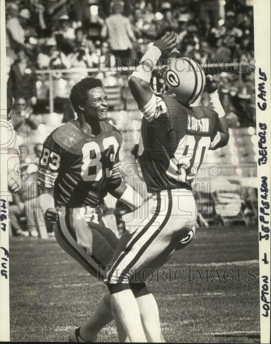 1981 Press Photo Green Bay's James Lofton and John Jefferson at County Stadium.- Historic Images