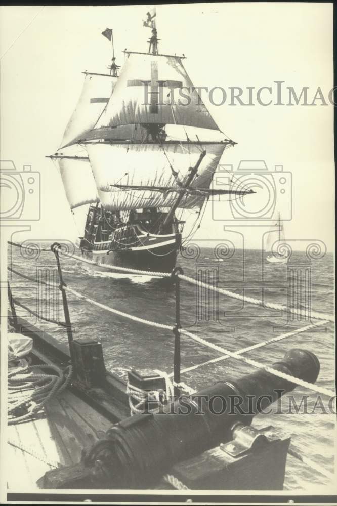 1975 Press Photo Golden Hinde II moved to Los Angeles harbor for movie role- Historic Images