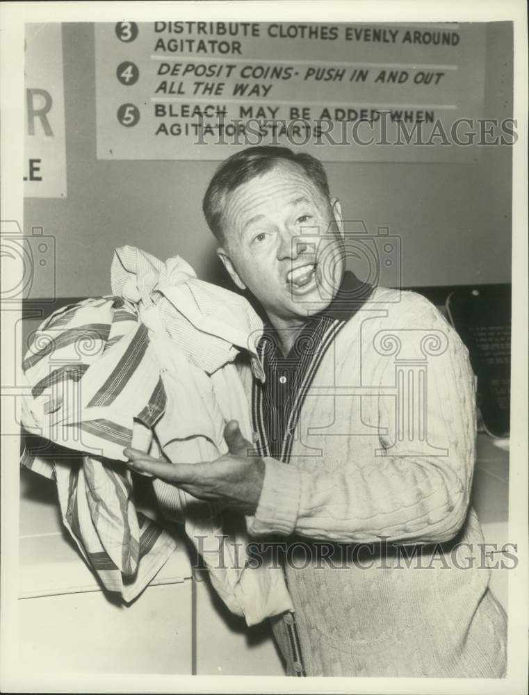 1967 Press Photo Mickey Rooney in &quot;The Fugitive&quot;- Historic Images