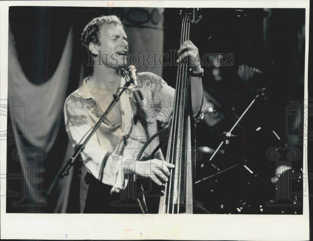 1993 Press Photo Singer Sting Performing - mjx50066- Historic Images