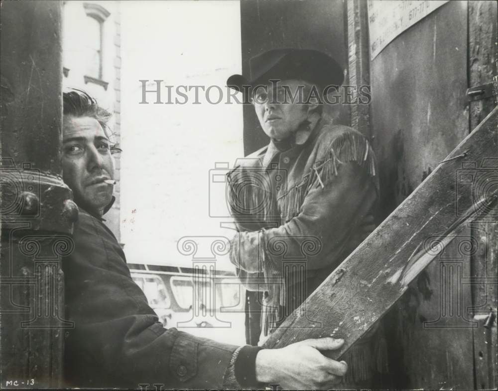 1969 Press Photo Dustin Hoffman and Jon Voight star in &quot;Midnight Cowboy&quot;- Historic Images