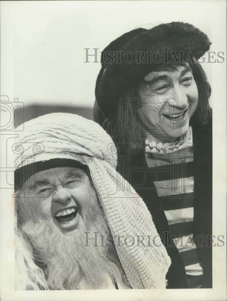 1972 Press Photo Mickey Rooney and Howard Cosell. - mjx50339- Historic Images