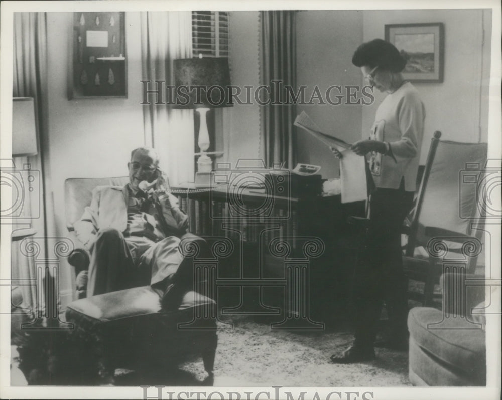 1964 Press Photo President and Mrs. Johnson at the LBJ Ranch- Historic Images