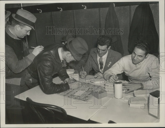 1937 Press Photo Highland Park Michigan, U.A.W.A Officials Sign New Members- Historic Images
