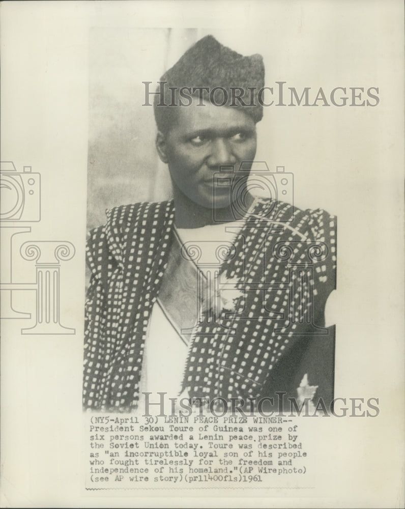 1961 Press Photo President Sekou Toure of Guinea awarded Lenin peace prize.- Historic Images