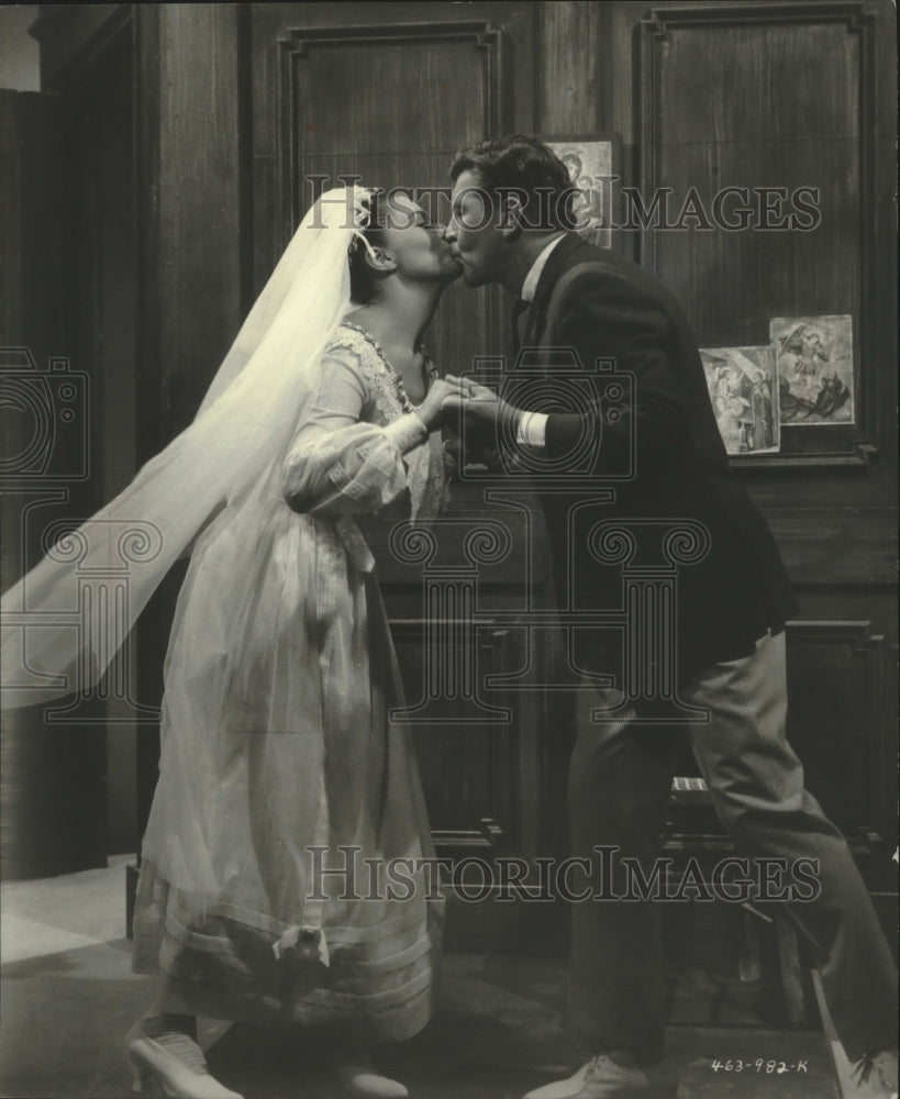 1969 Press Photo Robert Preston, Georgia Moll scene from "Island of Love"- Historic Images