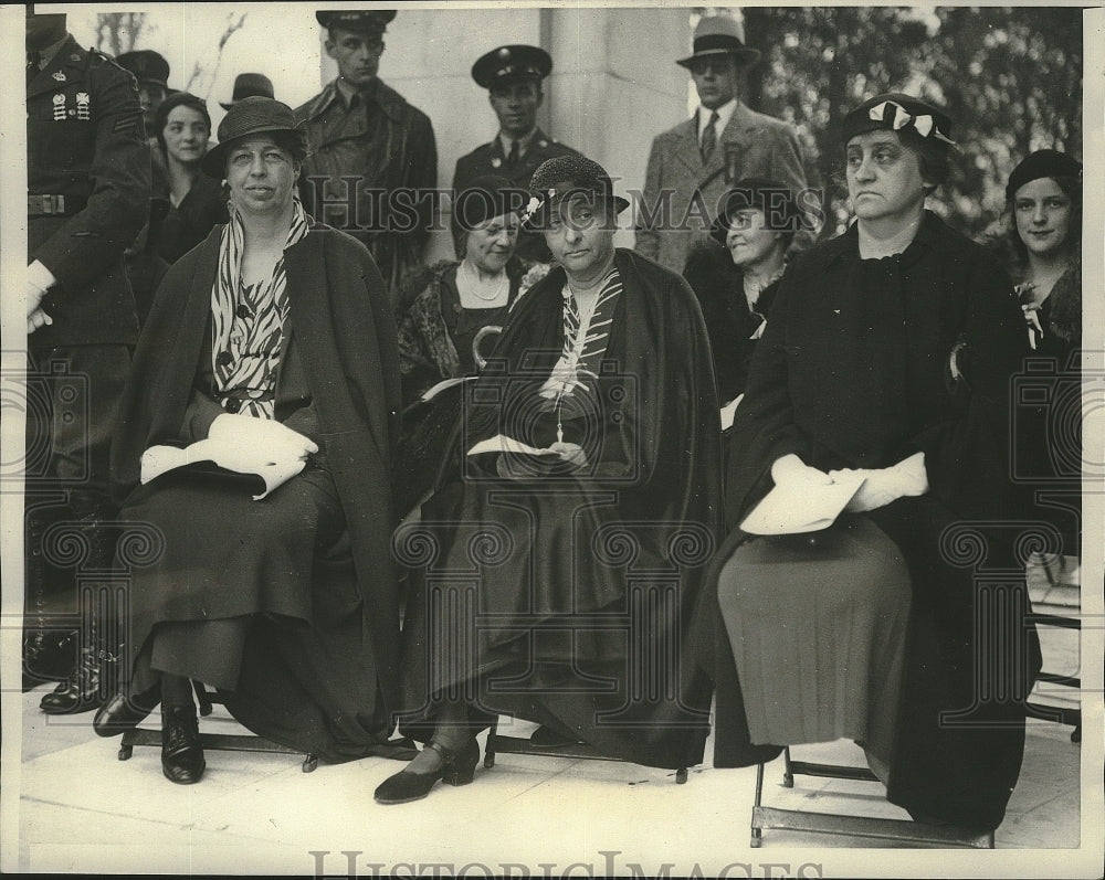 1933 Press Photo Washington D.C. Mrs. Franklin D. Roosevelt and others- Historic Images