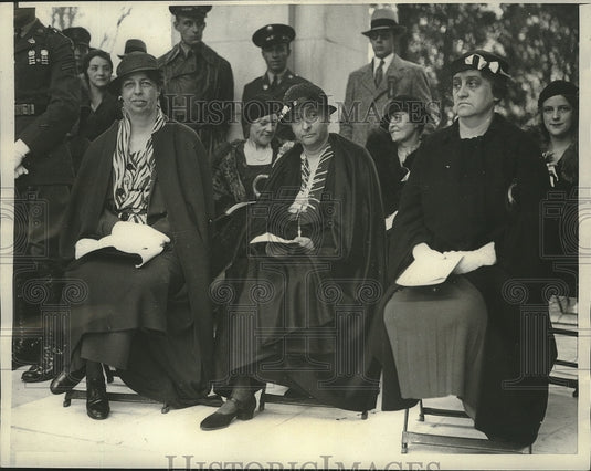 1933 Press Photo Washington D.C. Mrs. Franklin D. Roosevelt and others- Historic Images