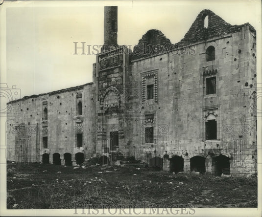 1944 Press Photo Exterior of the Selim Mosque in Ephesus completed in 1375.- Historic Images