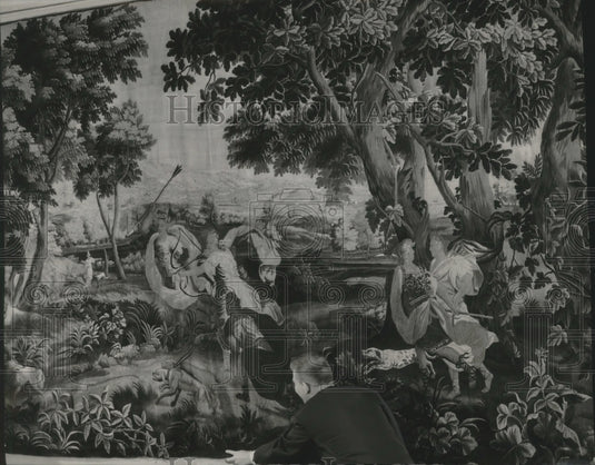 1953 Press Photo Milwaukee Art Institute acquires six Flemish tapestries