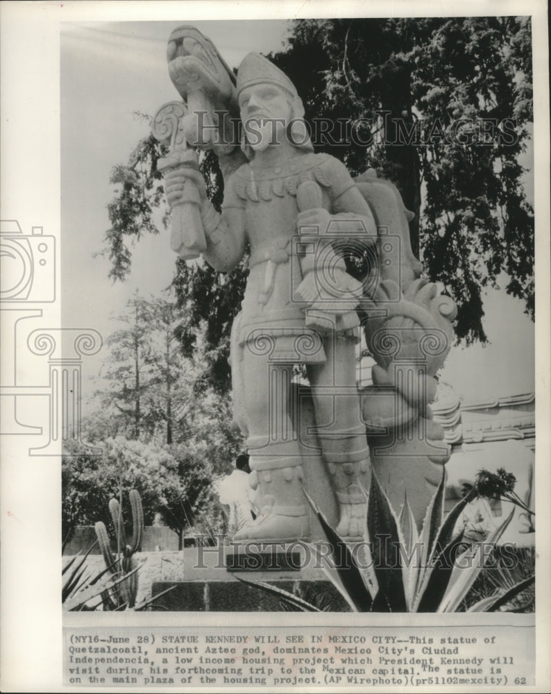 1962 Press Photo Statue of Quetzalcoatl in Mexico City&#39;s Ciudad Independencia- Historic Images