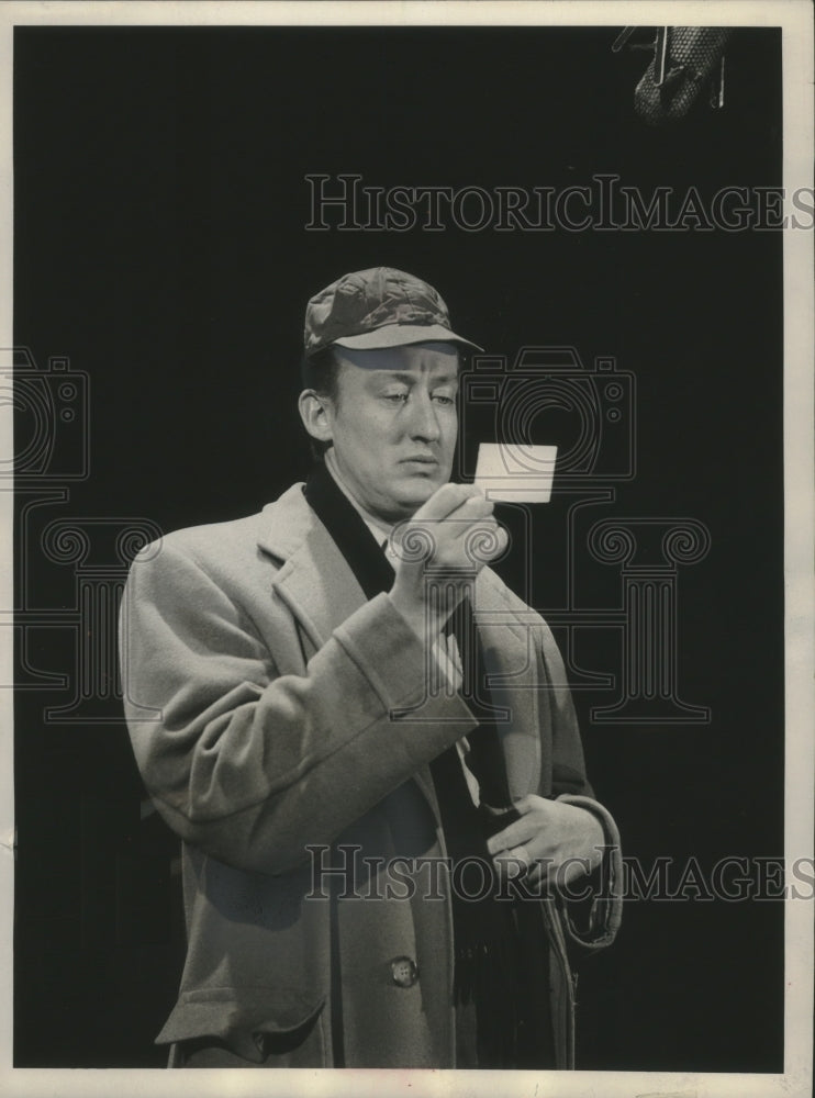 1957 Press Photo Tom Poston, star of &quot;The Village Idiot&quot; a NBC variety show.- Historic Images